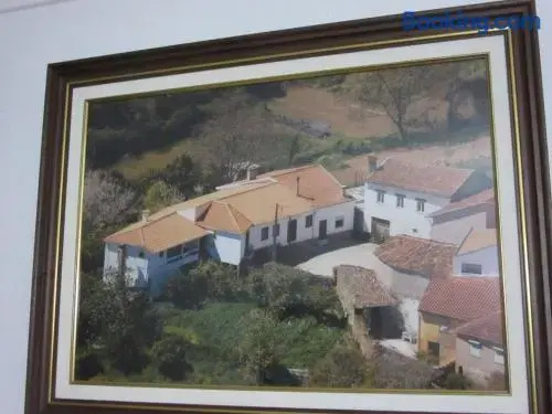 House With one Bedroom in Vale de Colméias, With Furnished Terrace and Wifi - 50 km From the Beach