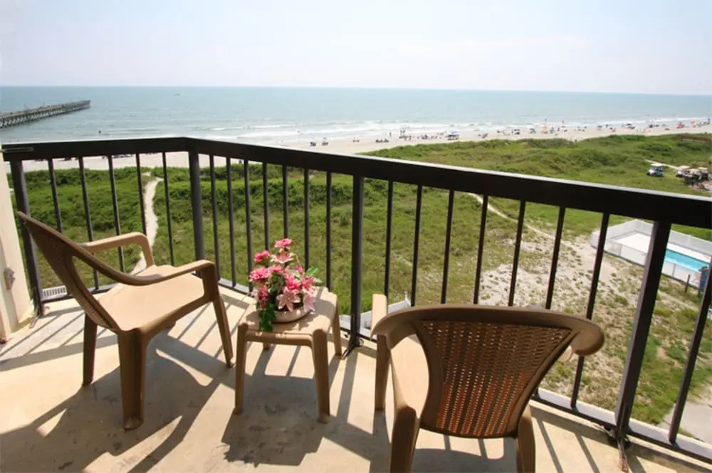 Sedgefield by Elliott Beach Rentals