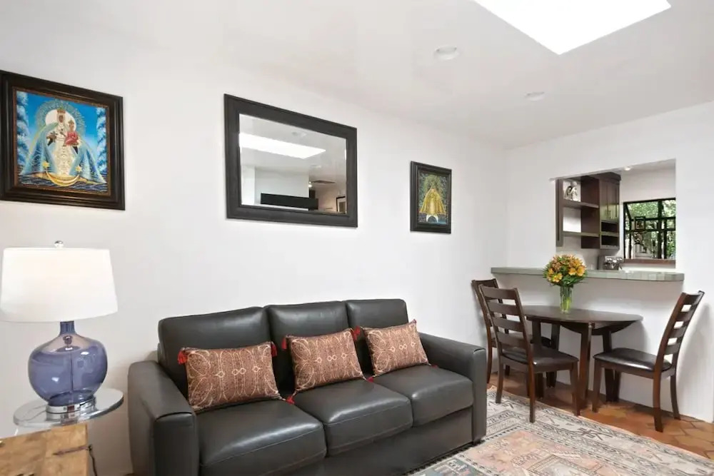 Milagro - Walk Anywhere In Santa Fe From This Beautiful Remodeled Apartment