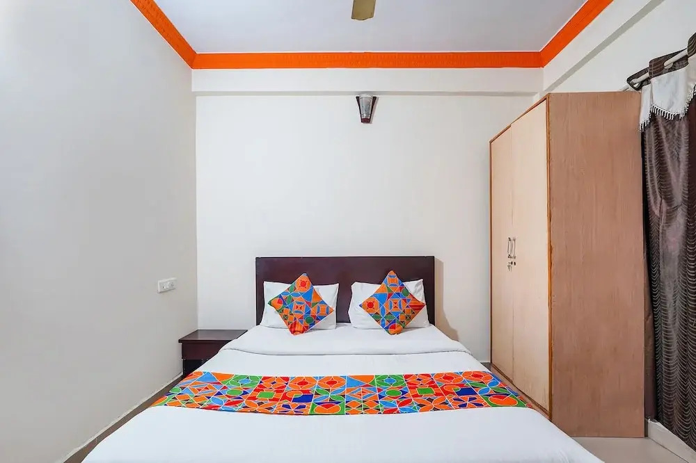 Fabhotel Century Gardens