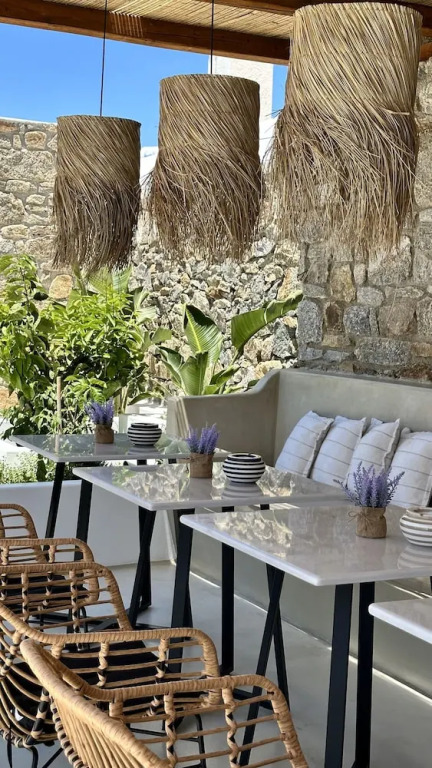 Myconian Theros Luxury Suites