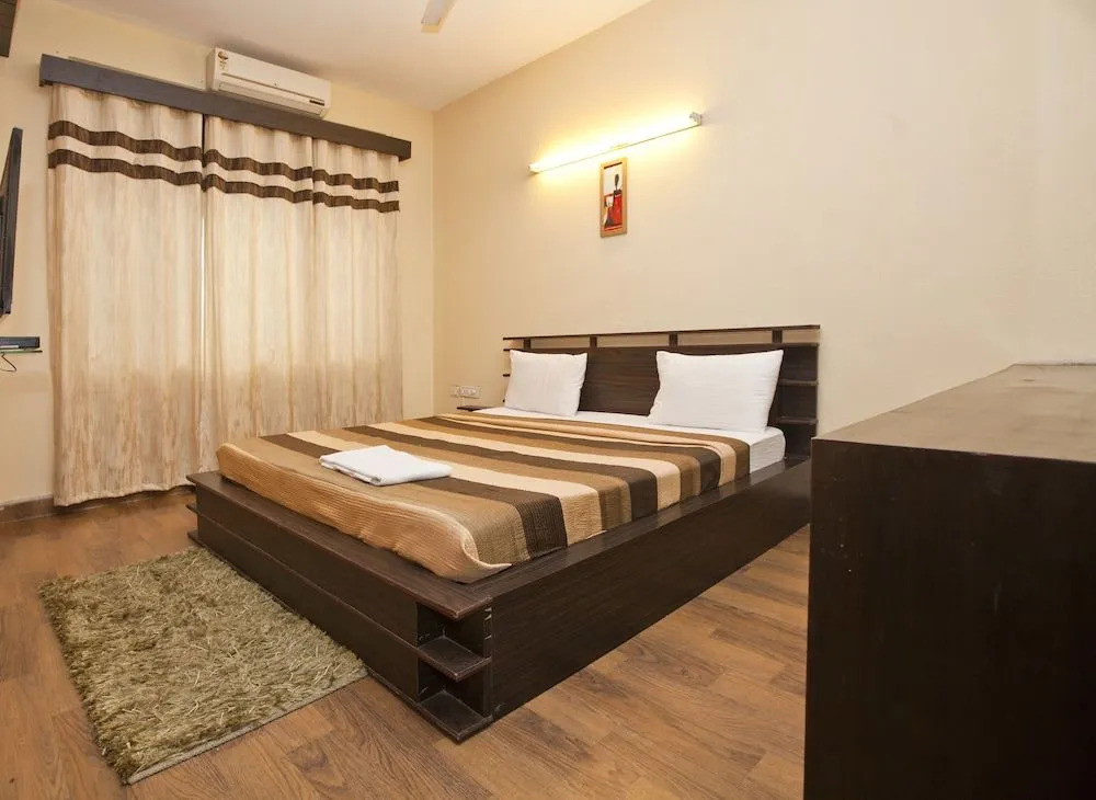 OYO 429 Hotel Kisna Residency