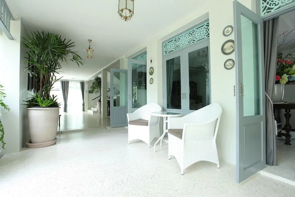 Villa Amphawa