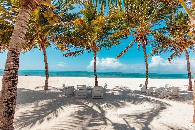 Twiga Beach Resort & Spa