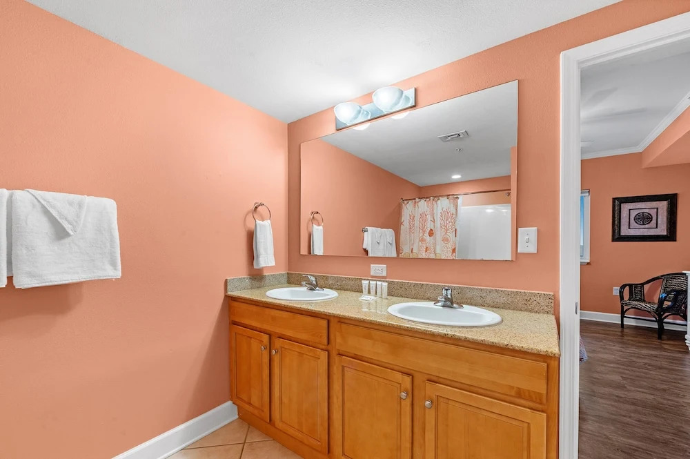 Sanibel 606