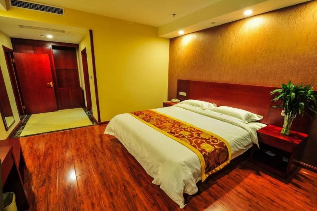 GreenTree Inn Shandong Zaozhuang Tengzhou East Xueyuan Road Guiheyuan Business Hotel
