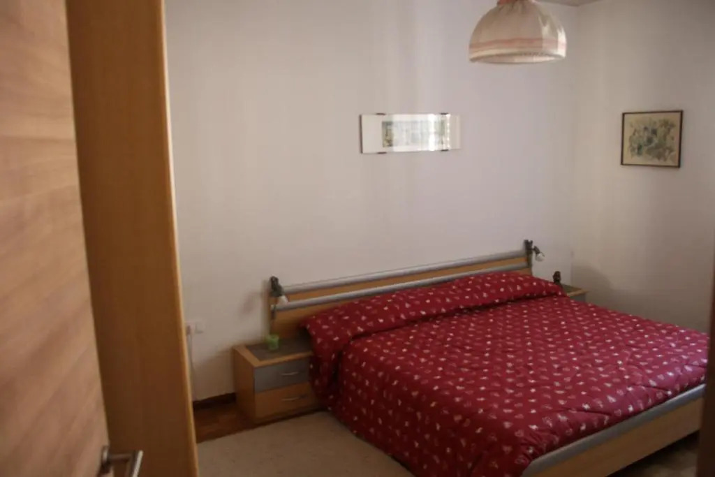 GUESTHOUSE48
