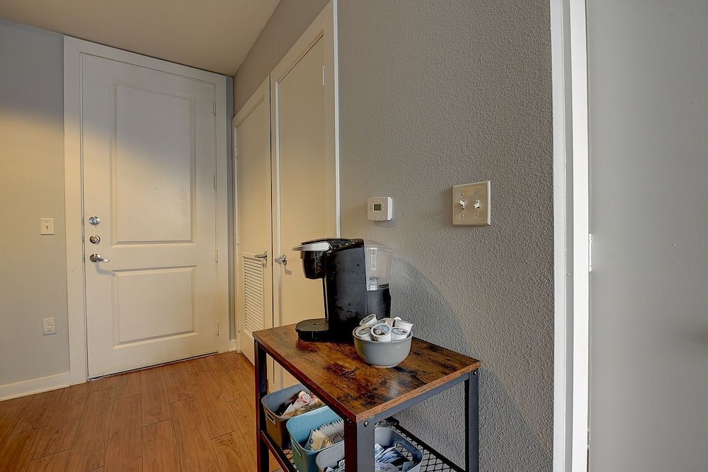 FRONTDESK Pointe on Rio Apts West Campus Austin