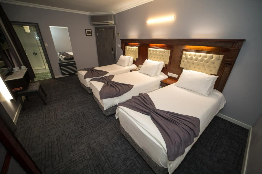 Funda Hotel