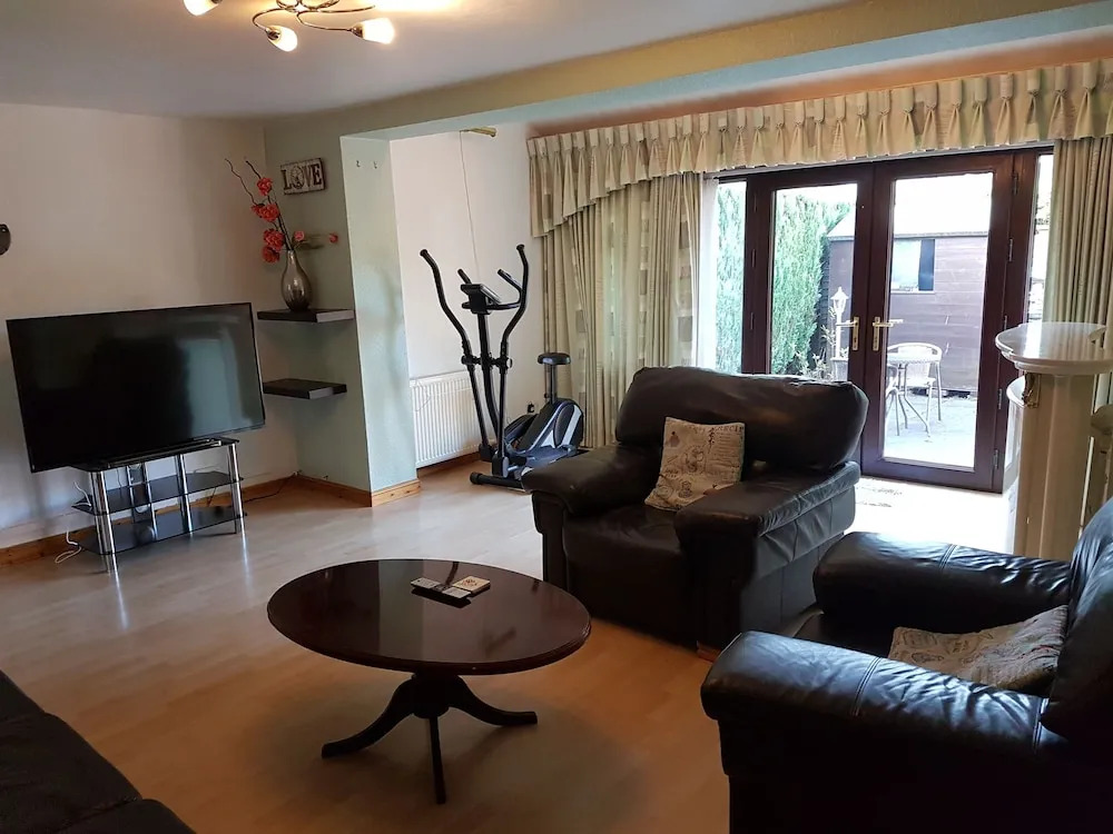 3 bed room house