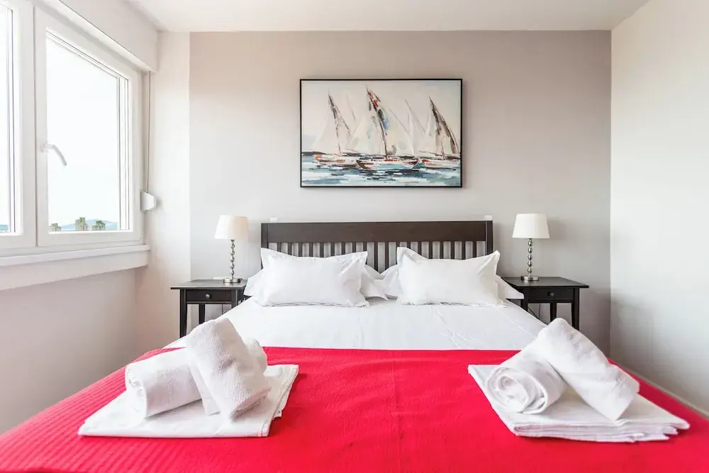 Comfortable apt With Great City and sea View