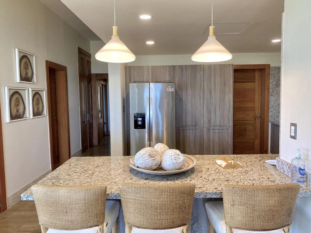 Georgeus 4BR Apartment at Blue Jacktar
