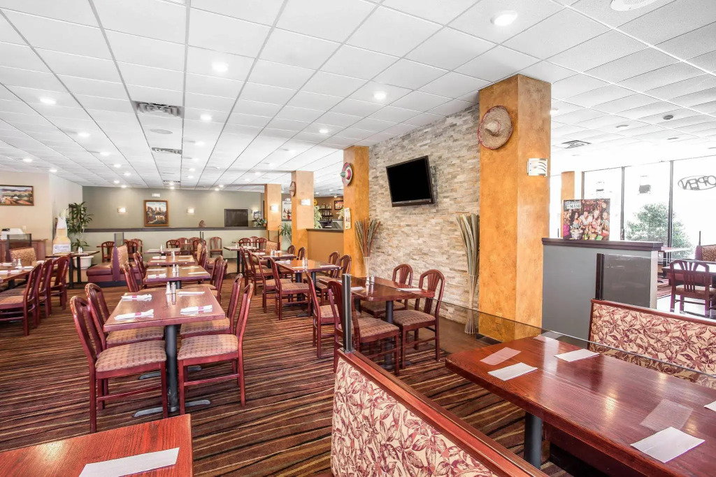 Clarion Hotel Fort Mill Near Amusement Park