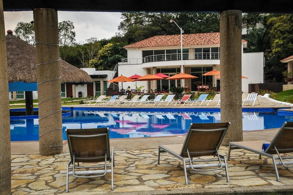 Yaxja Hotel Tamasopo