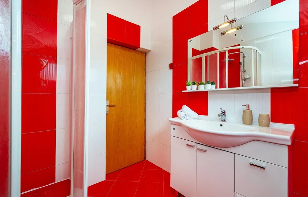 Beautiful Home in Zadar With 5 Bedrooms, Wifi and Outdoor Swimming Pool