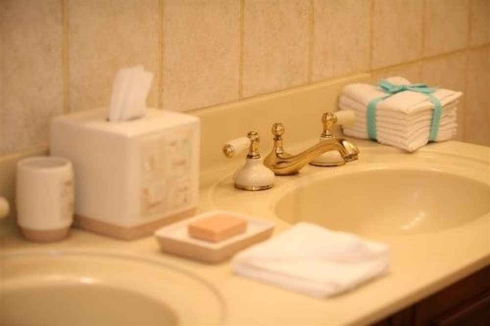 Wayne Bed & Breakfast Inn