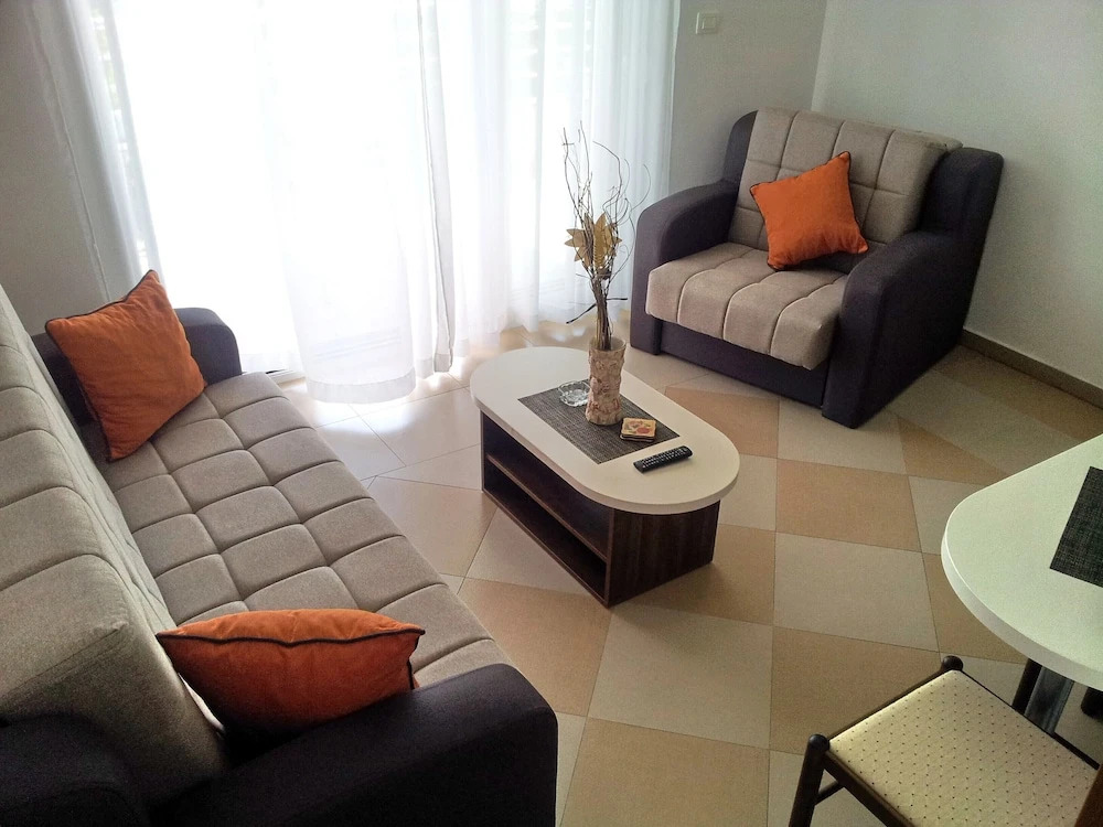 Apartments Ivanovic - One-bedroom Wiht Balcony