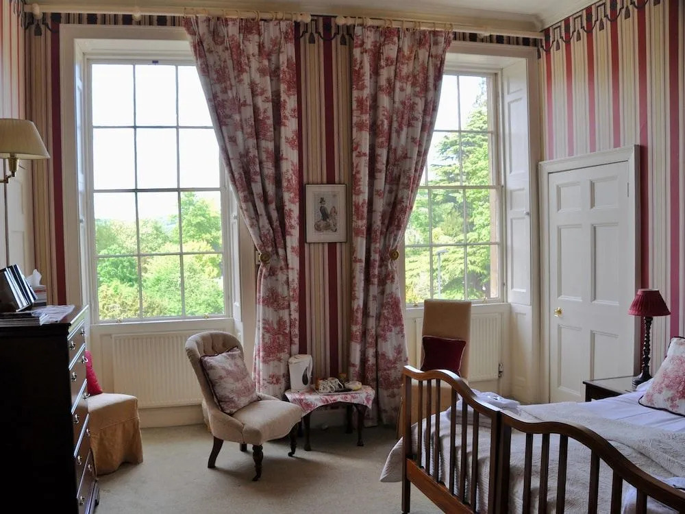 Sir Walter Elliot's House