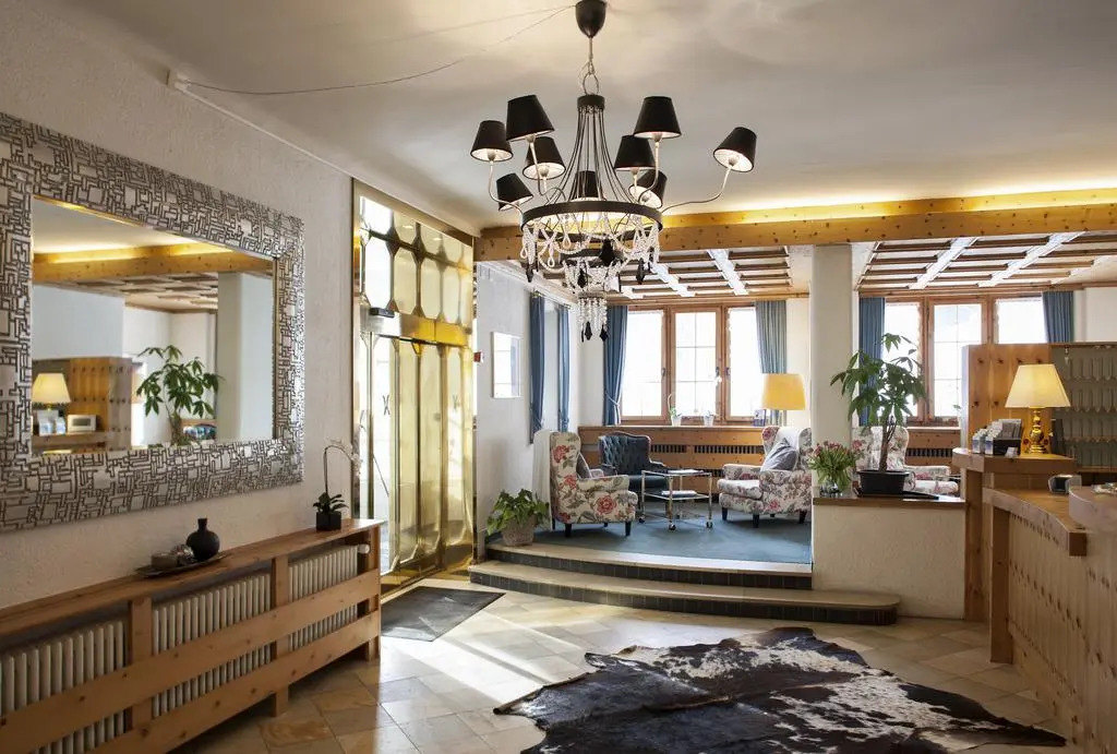Hotel National by Mountain Hotels