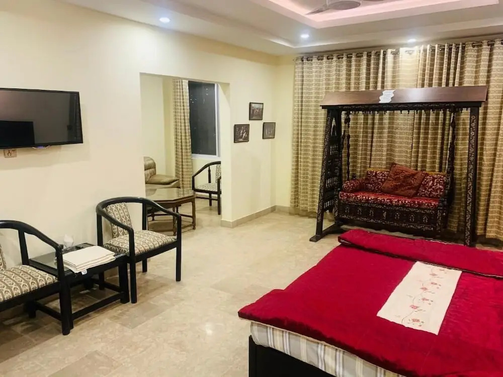 Thikana Hotel