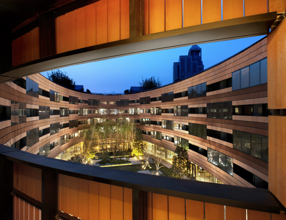 HUALUXE Shanghai Twelve At Hengshan by IHG