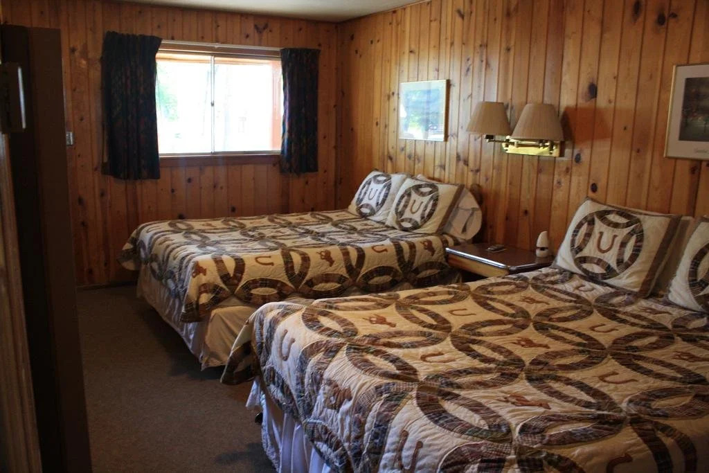 Elkhorn Lodge
