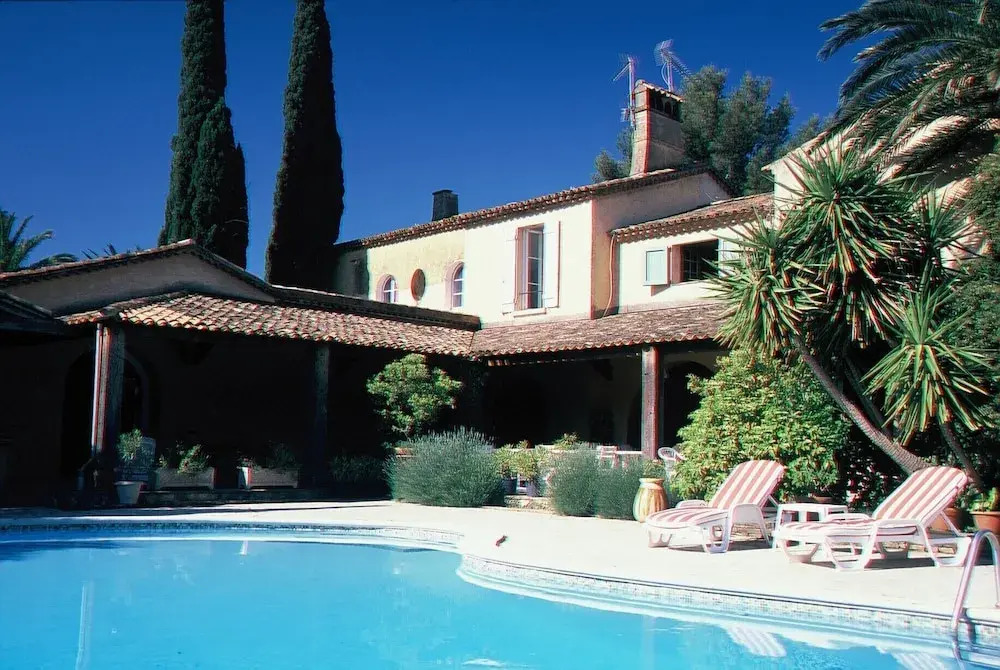 Appartement au Château Maravenne