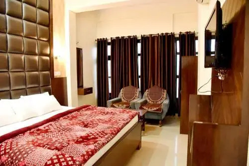 Hotel Ram
