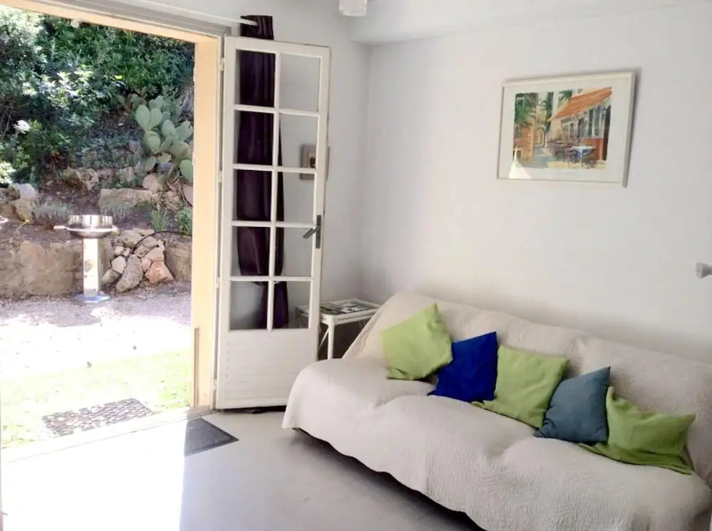 Apartment With one Bedroom in Saint-raphaël, With Enclosed Garden and