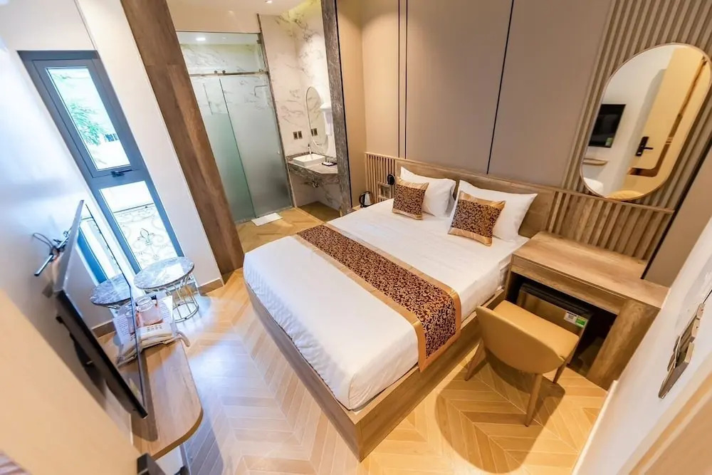 My My Hotel 2