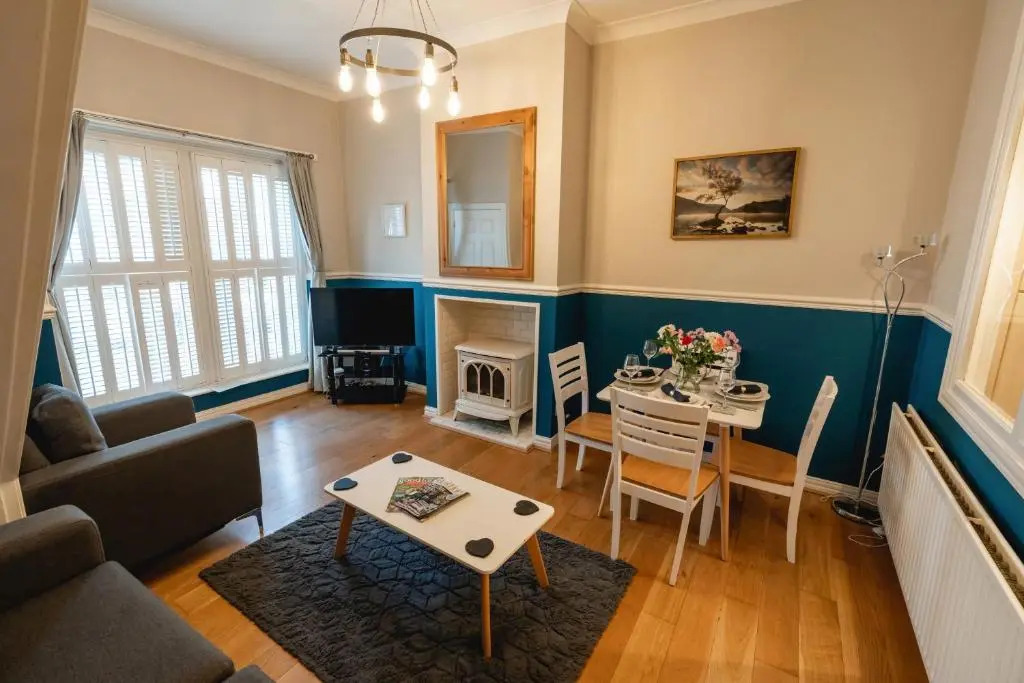 Blue Anchor House