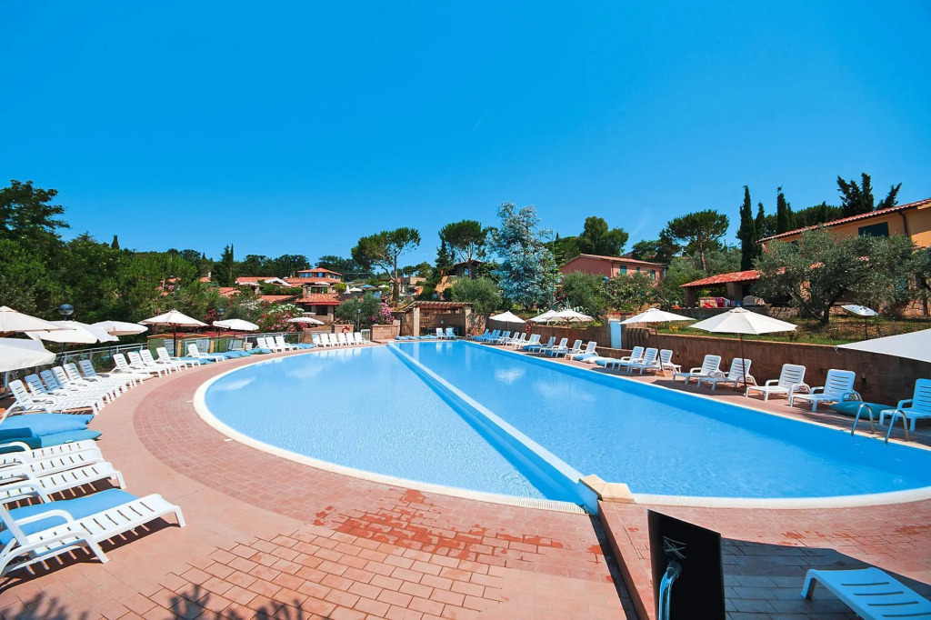Family Apartment in Guardistallo With Pool