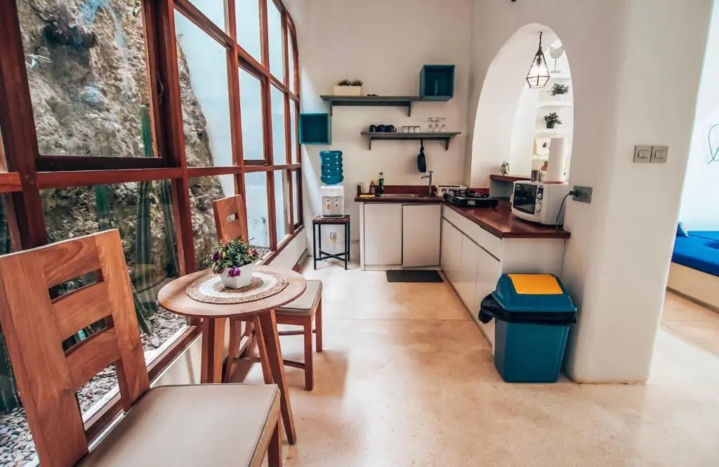 Nazeki Villa