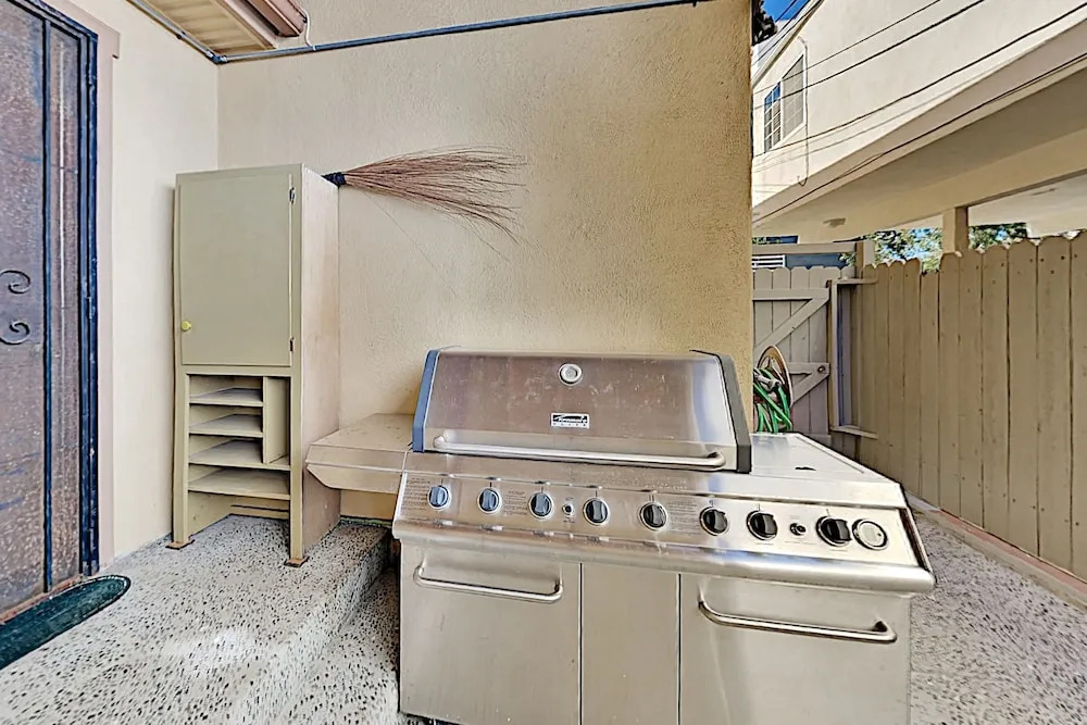 27h73179 2 Bedroom Duplex