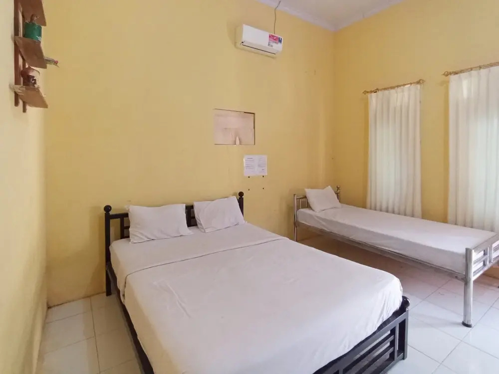 RedDoorz @ El Shaday Homestay Banyuwangi