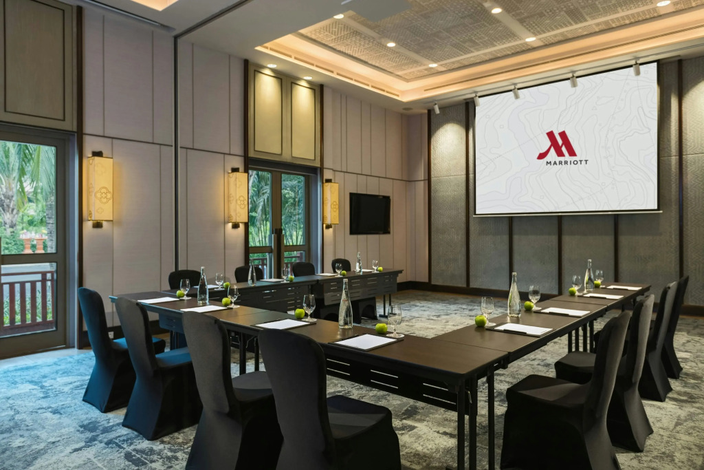 Phuket Marriott Resort and Spa, Nai Yang Beach
