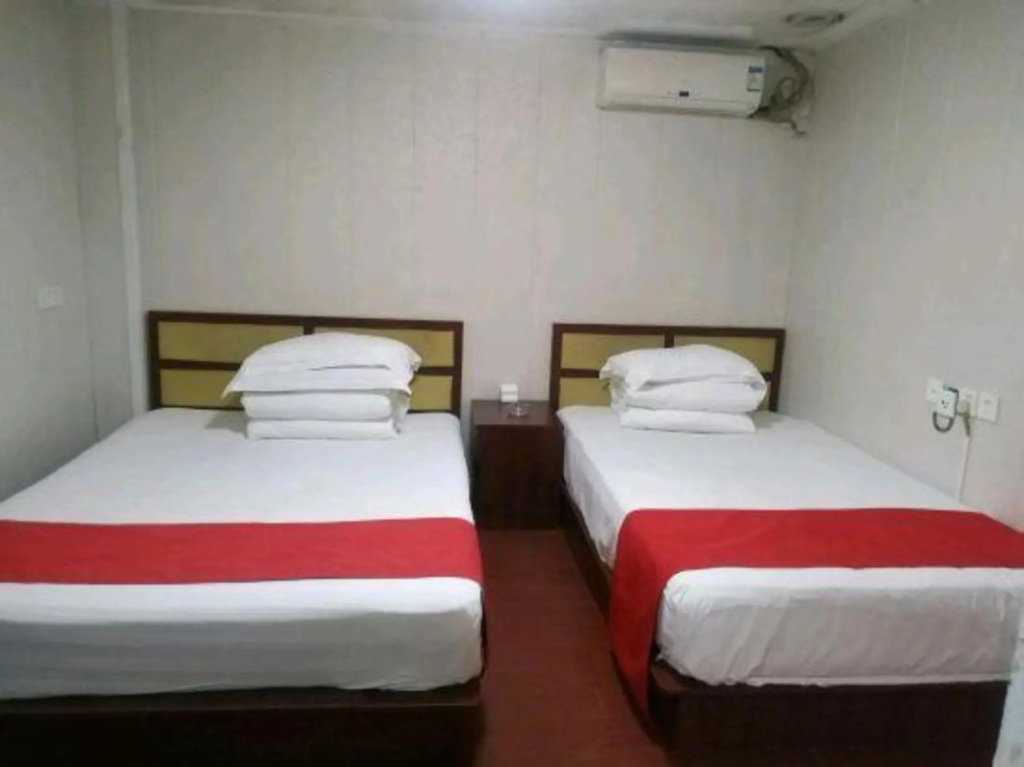 Lianhua Express Hotel