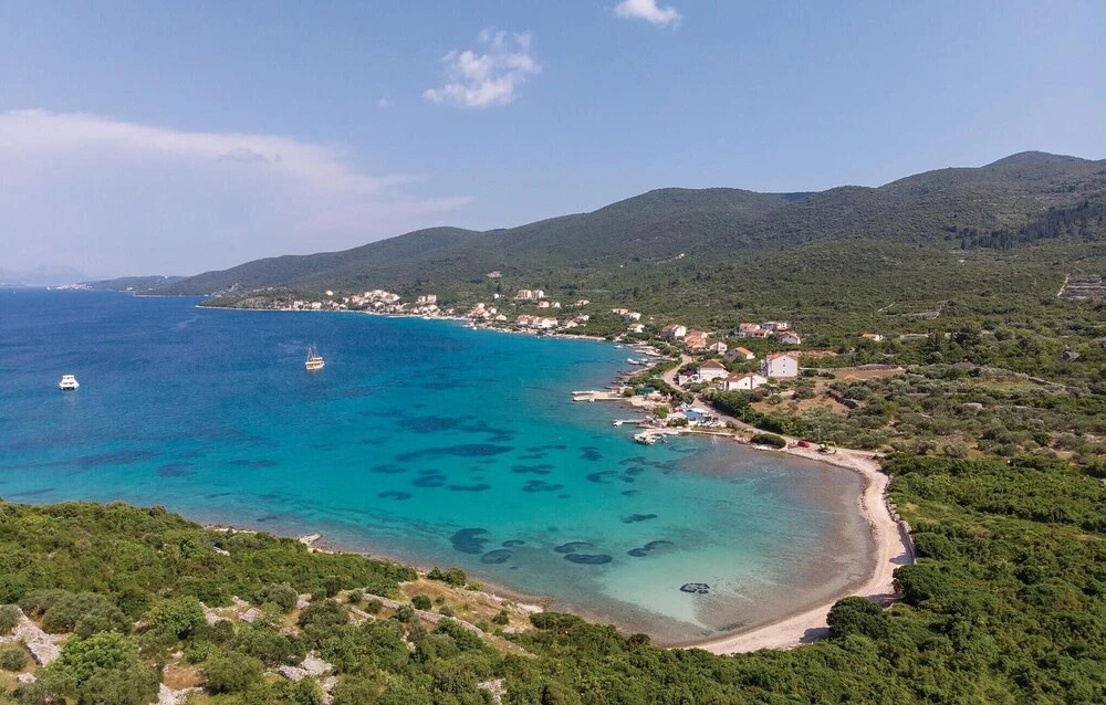 One-Bedroom Holiday Home In Kneze