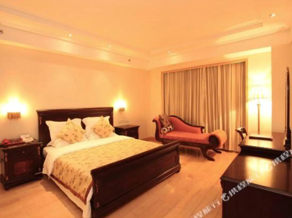 Zhujiang Hotel