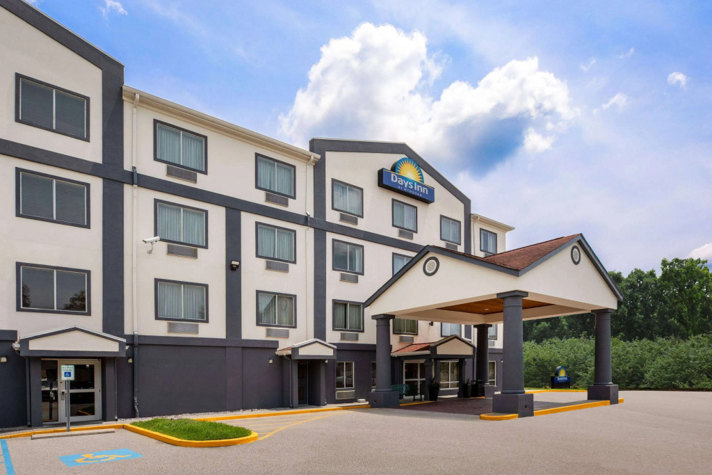 Days Inn by Wyndham Baton Rouge I-10