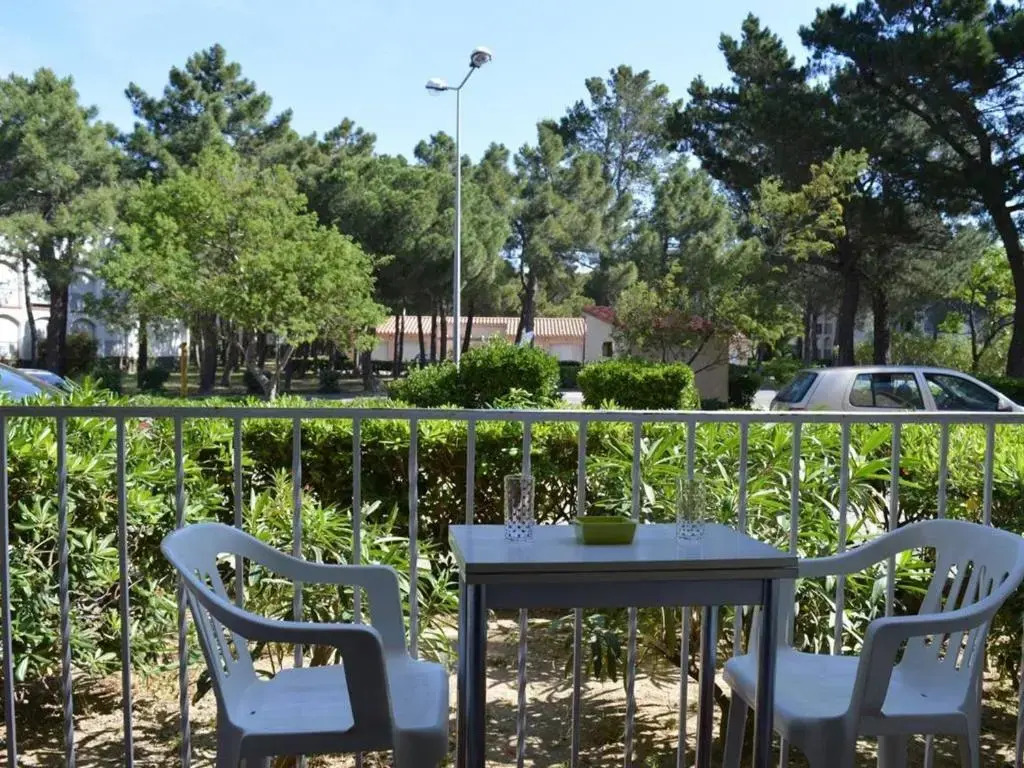 Appartement Argelès-sur-Mer, 1 pièce, 2 personnes - FR-1-225-235