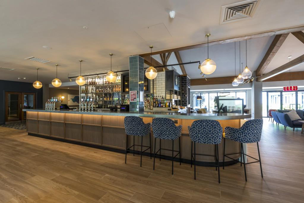 Holiday Inn Cambridge by IHG
