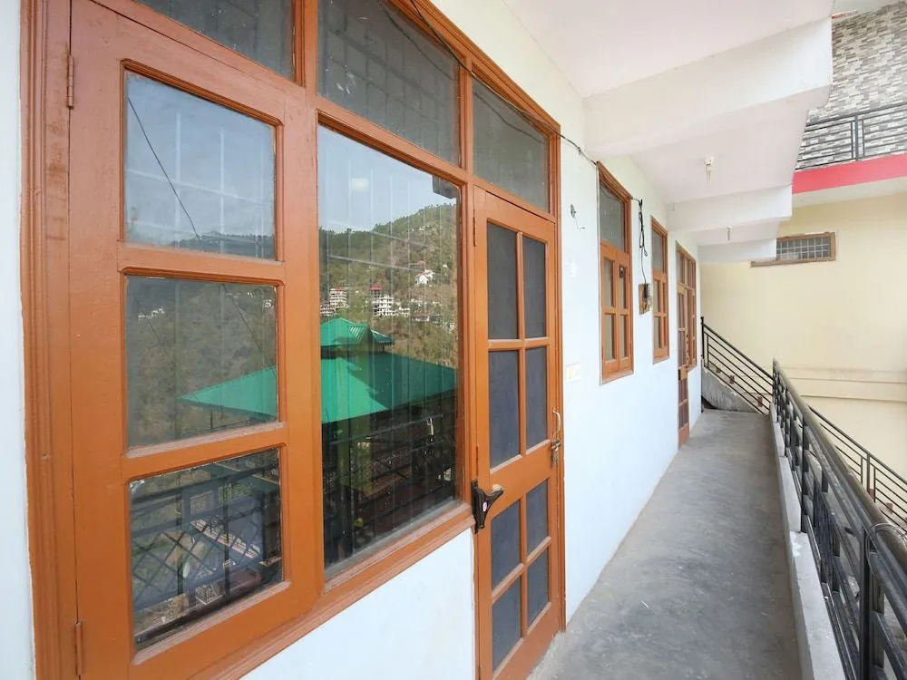 Oyo 14048 Home Cozy Studio Nahan Kasauli