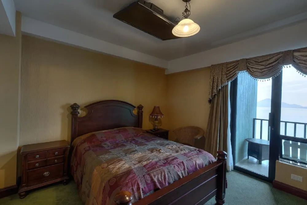 Penthouse frente al lago con vistas majestuosas, nivel 17 Torre A