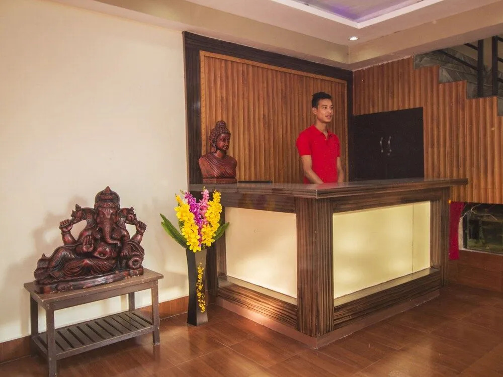 OYO 17039 Hotel Omkar