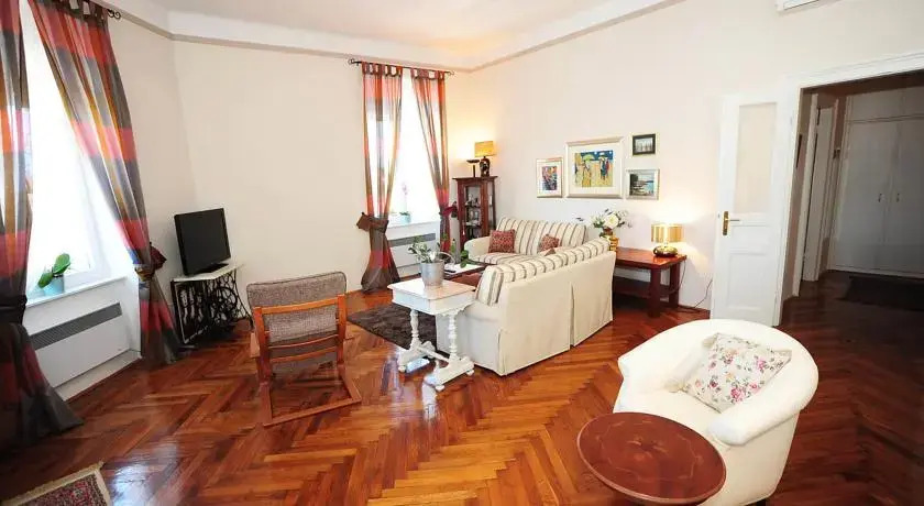 Apartment Art Deco