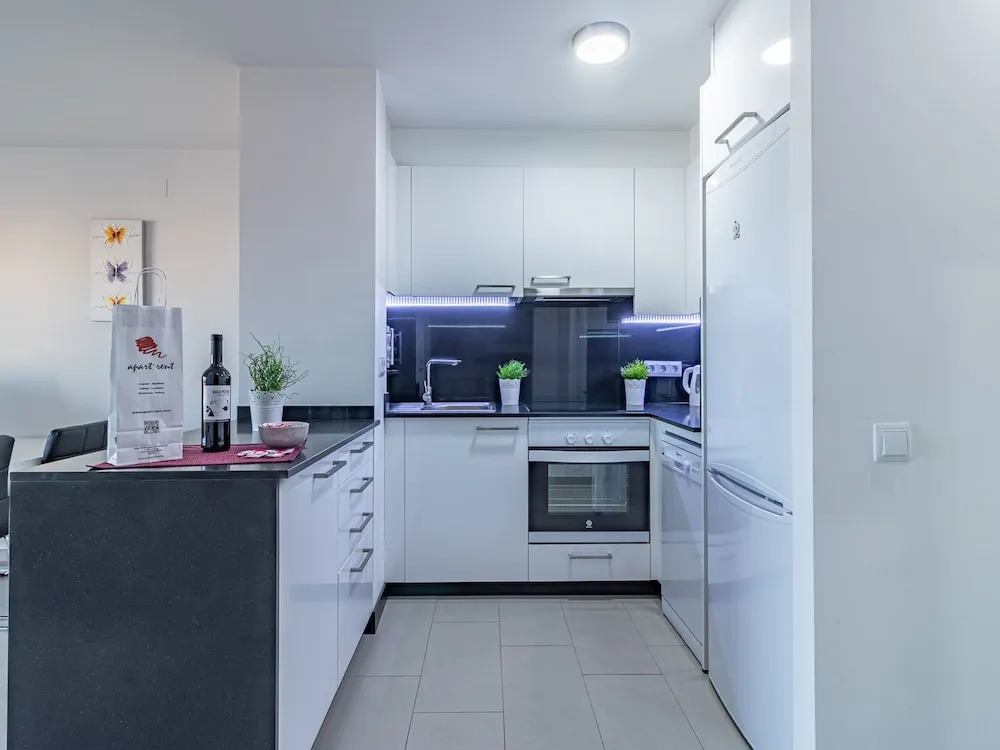 Apartment Overlooking the sea and the Port of Empuriabrava