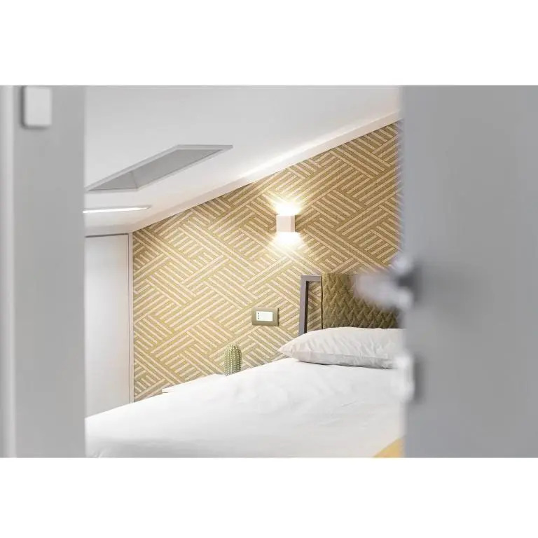 Suite 168