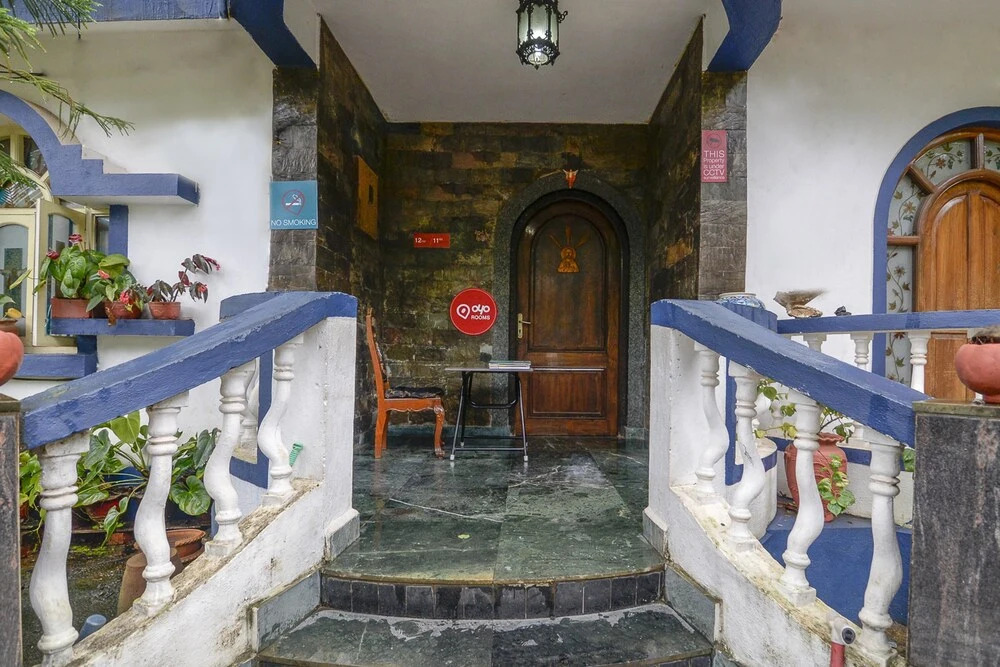 OYO 2074 StayOut Hotel Aston Ajoy Home Comfort