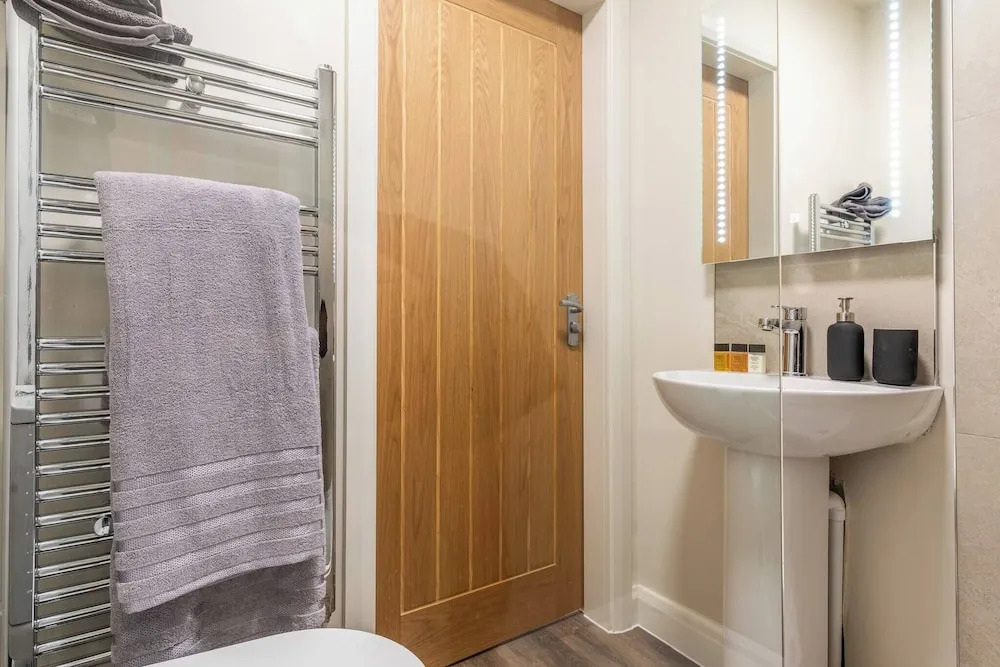 Aurum 6 - Chic 1BR Stay by DMU & City Centre